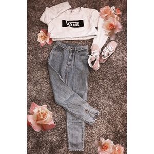 80’s / 90’s Vintage High Waisted Jeans Size 7/8